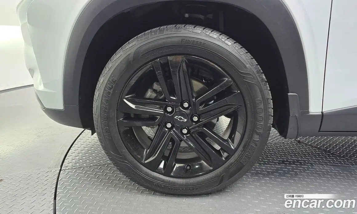 Chevrolet Trax 2023 1.2 автомат (гидро), фото 5