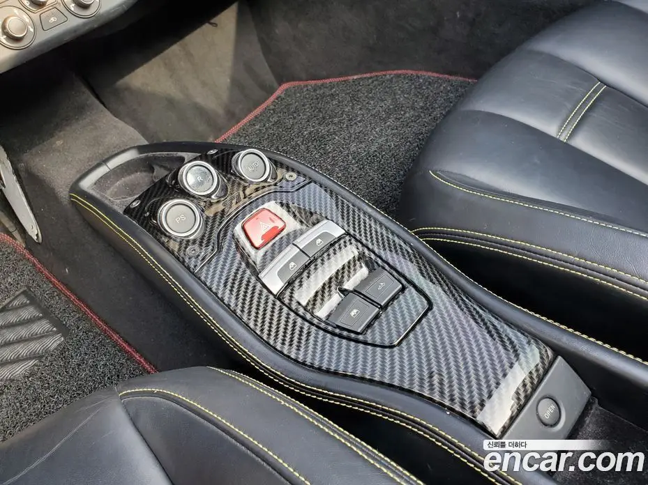 Ferrari 458 2013 4.5 автомат (гидро), фото 12 Ferrari 458 2013 4.5 автомат (гидро), фото 12