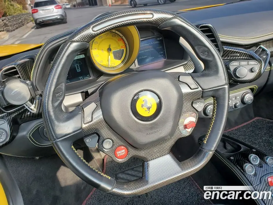 Ferrari 458 2013 4.5 автомат (гидро), фото 13 Ferrari 458 2013 4.5 автомат (гидро), фото 13