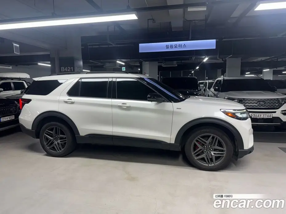 Ford Explorer 2025 2.3 автомат (гидро), фото 2 Ford Explorer 2025 2.3 автомат (гидро), фото 2