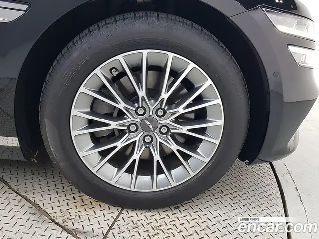 Genesis G80 2023 2.5 автомат (гидро), миниатюра 5