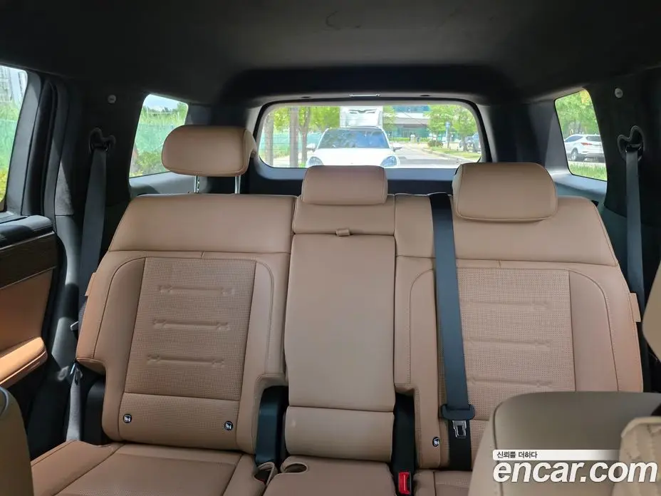 Hyundai Santa Fe 2026 1.6 автомат (гидро), фото 12