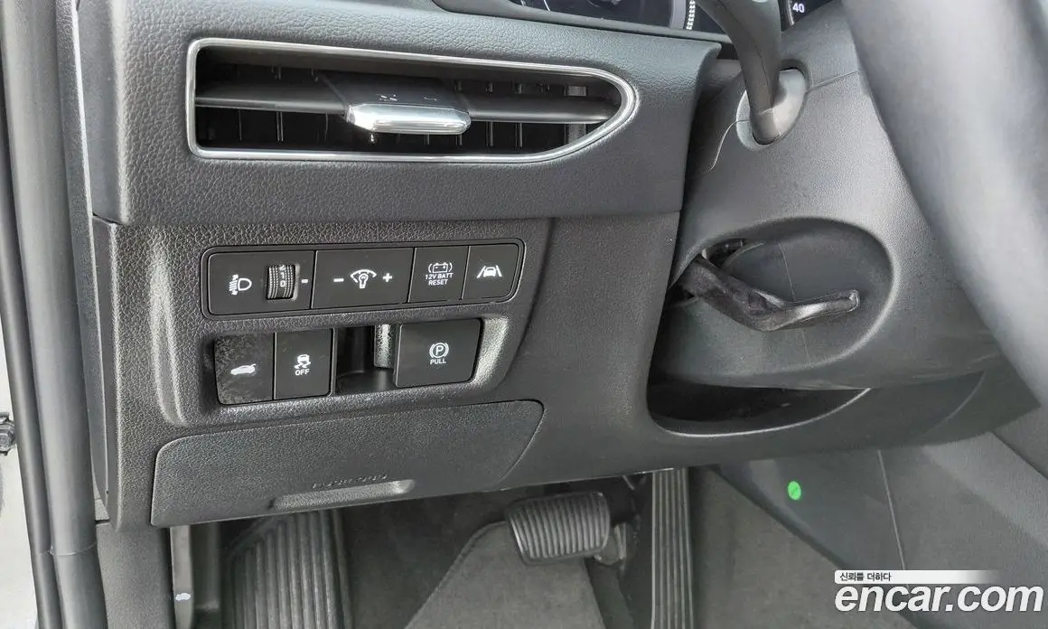 Hyundai Sonata 2023 2.0 автомат (гидро), фото 19