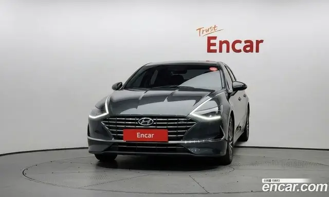 Hyundai Sonata 2023 2.0 автомат (гидро), миниатюра 3