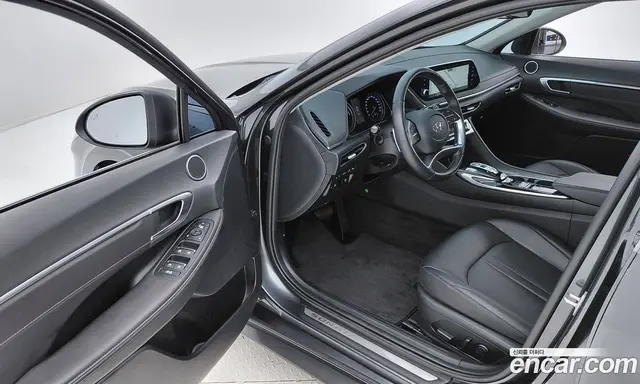 Hyundai Sonata 2023 2.0 автомат (гидро), миниатюра 10