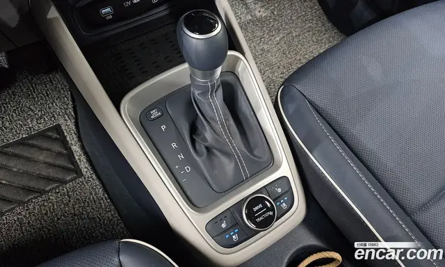 Hyundai Venue 2026 1.6 автомат (гидро), миниатюра 9