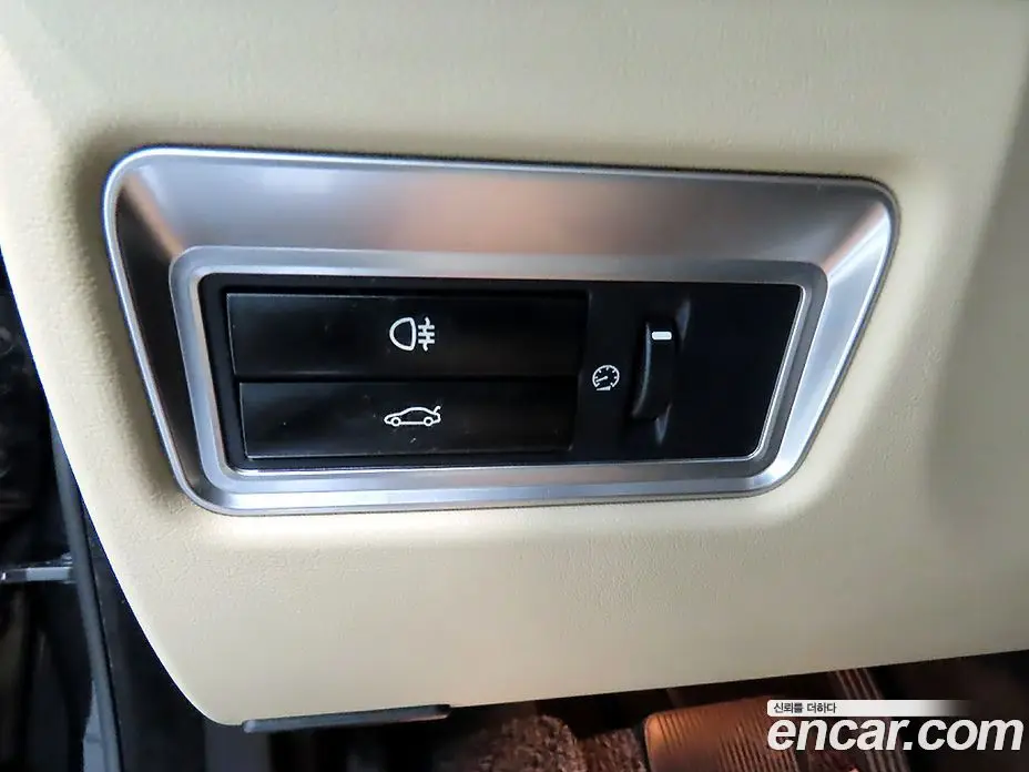 Jaguar XF 2015 2.0 автомат (гидро), фото 16 Jaguar XF 2015 2.0 автомат (гидро), фото 16