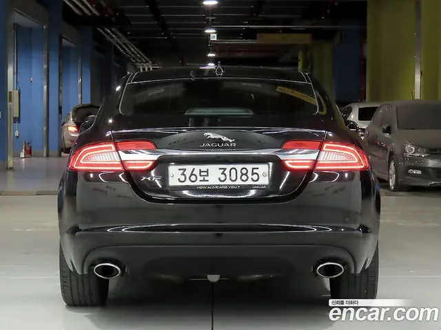 Jaguar XF 2015 2.0 автомат (гидро), миниатюра 3 Jaguar XF 2015 2.0 автомат (гидро), миниатюра 3