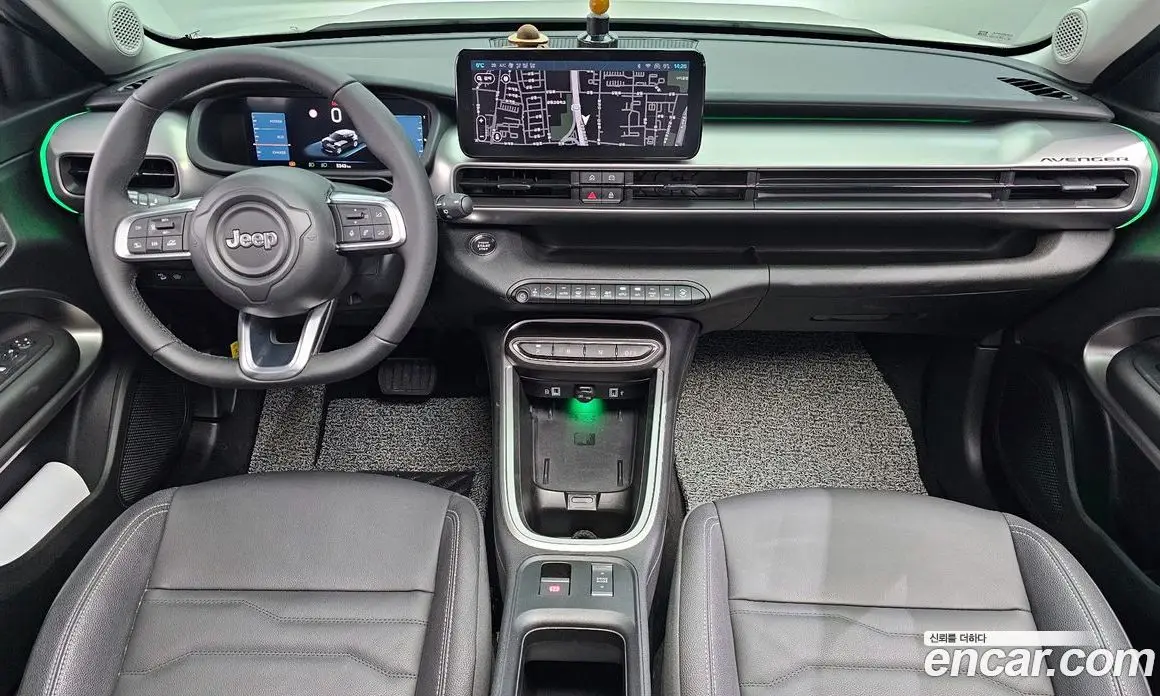 Jeep Avenger 2024 0.1 автомат (гидро), фото 7 Jeep Avenger 2024 0.1 автомат (гидро), фото 7