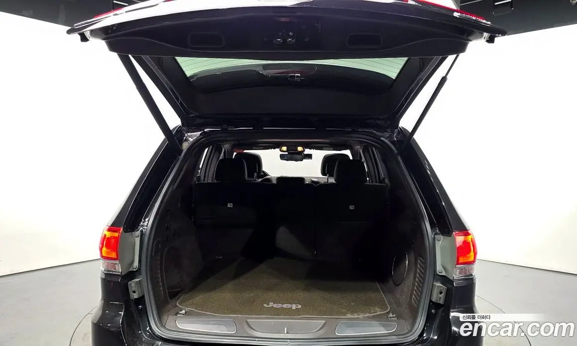 Jeep Cherokee 2015 3.0 автомат (гидро), фото 20 Jeep Cherokee 2015 3.0 автомат (гидро), фото 20