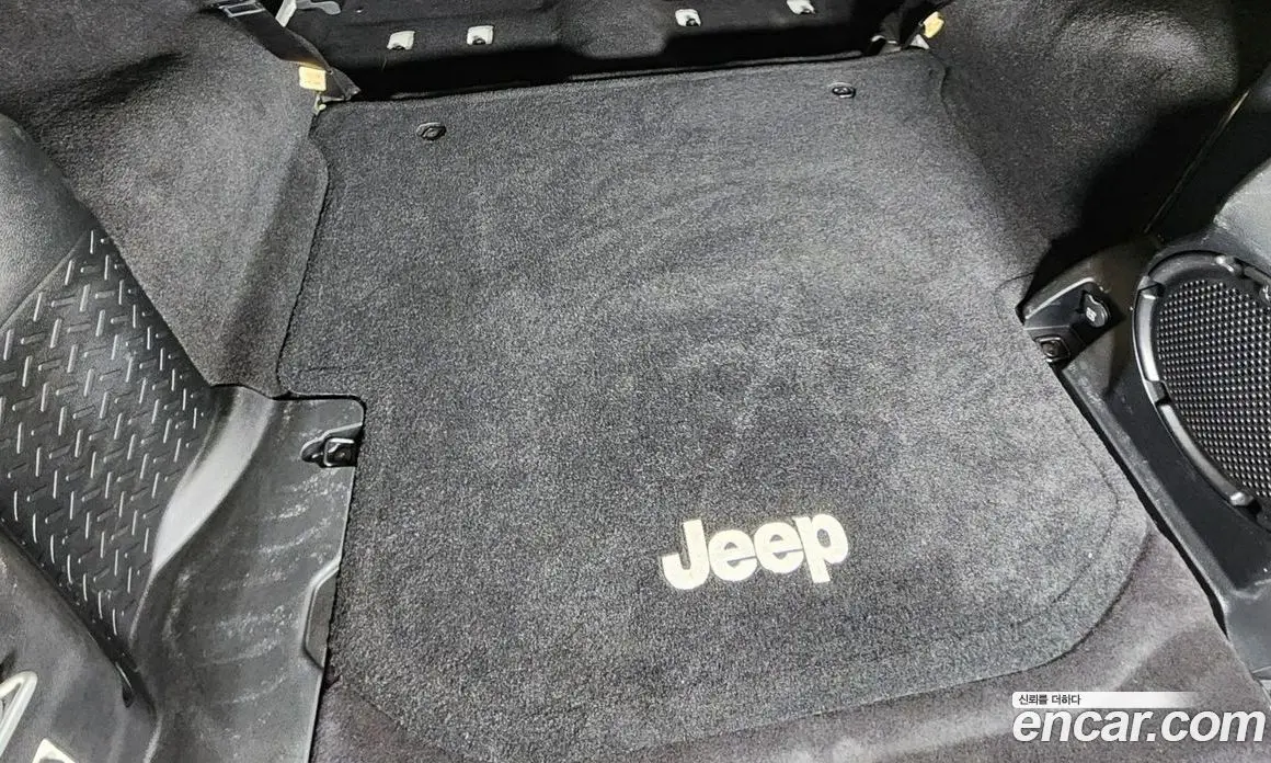 Jeep Wrangler 2012 2.8 автомат (гидро), фото 11
