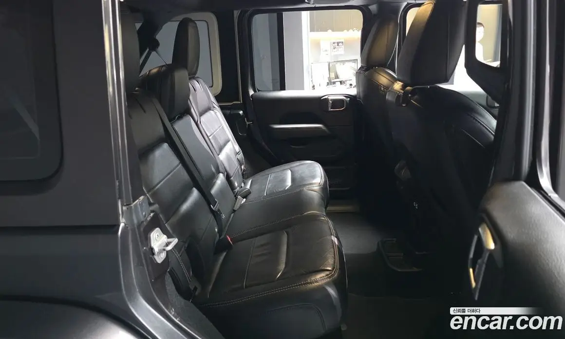 Jeep Wrangler 2019 2.0 автомат (гидро), фото 12 Jeep Wrangler 2019 2.0 автомат (гидро), фото 12