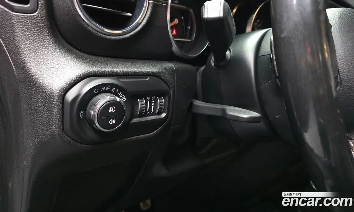 Jeep Wrangler 2019 2.0 автомат (гидро), фото 18 Jeep Wrangler 2019 2.0 автомат (гидро), фото 18