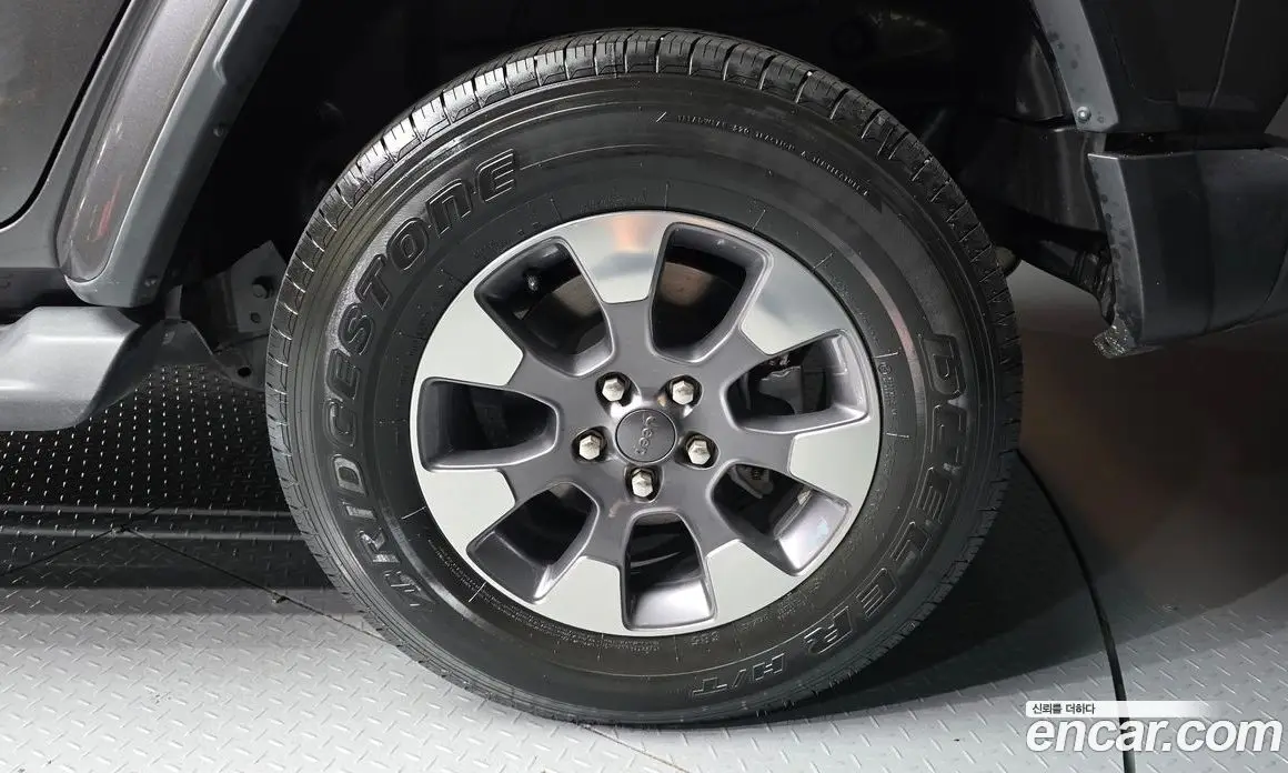 Jeep Wrangler 2019 2.0 автомат (гидро), фото 5 Jeep Wrangler 2019 2.0 автомат (гидро), фото 5