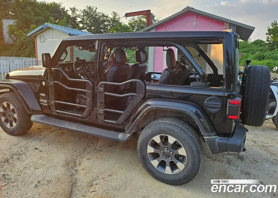 Jeep Wrangler 2021 2.0 автомат (гидро), фото 6 Jeep Wrangler 2021 2.0 автомат (гидро), фото 6