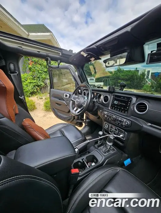 Jeep Wrangler 2021 2.0 автомат (гидро), миниатюра 8 Jeep Wrangler 2021 2.0 автомат (гидро), миниатюра 8