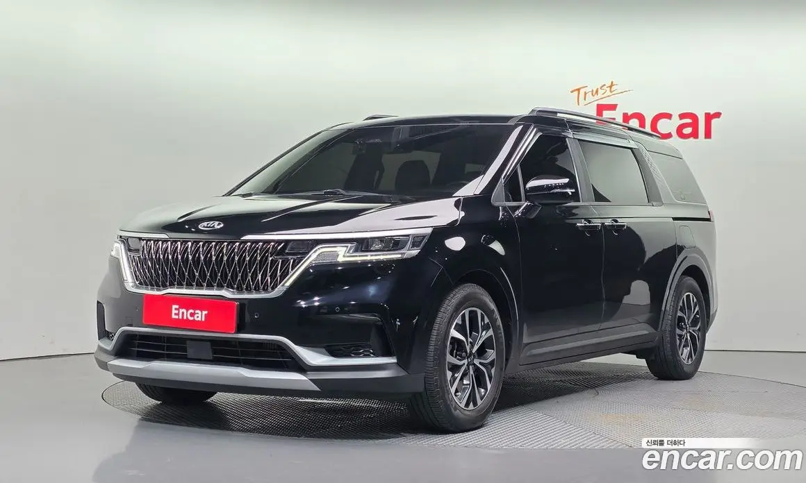 Kia Carnival 2020 2.2 автомат (гидро), фото 1 Kia Carnival 2020 2.2 автомат (гидро), фото 1