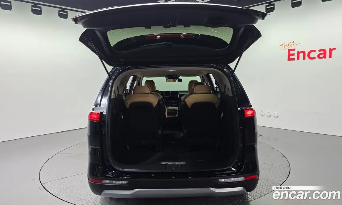 Kia Carnival 2020 2.2 автомат (гидро), фото 19 Kia Carnival 2020 2.2 автомат (гидро), фото 19