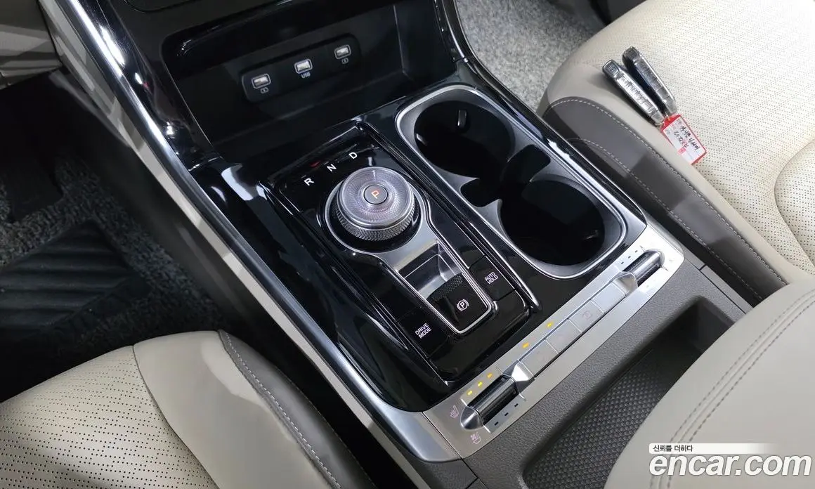 Kia Carnival 2021 3.5 автомат (гидро), фото 9