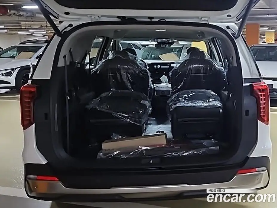 Kia Carnival 2026 1.6 автомат (гидро), фото 14 Kia Carnival 2026 1.6 автомат (гидро), фото 14
