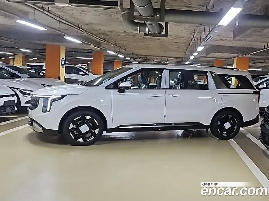 Kia Carnival 2026 1.6 автомат (гидро), фото 5 Kia Carnival 2026 1.6 автомат (гидро), фото 5