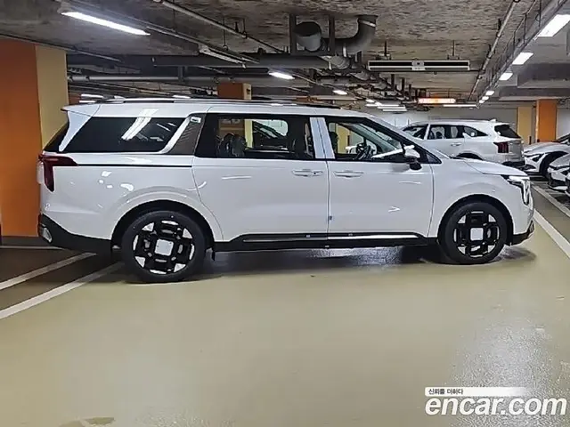 Kia Carnival 2026 1.6 автомат (гидро), миниатюра 6 Kia Carnival 2026 1.6 автомат (гидро), миниатюра 6