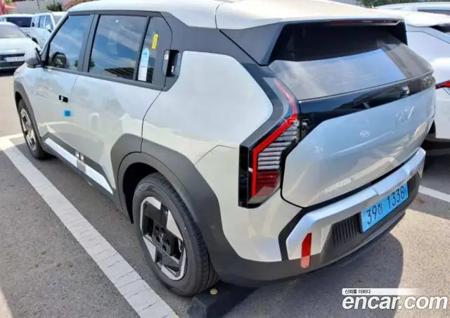 Kia EV3 2026 1.0 автомат (гидро), миниатюра 9 Kia EV3 2026 1.0 автомат (гидро), миниатюра 9