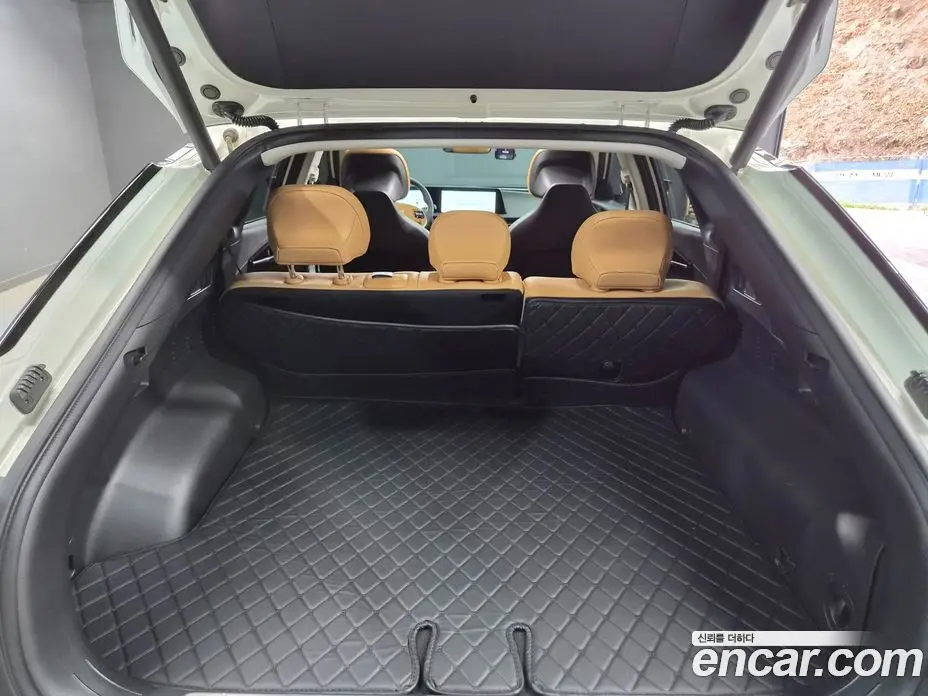 Kia EV6 2023 0.1 автомат (гидро), фото 14 Kia EV6 2023 0.1 автомат (гидро), фото 14