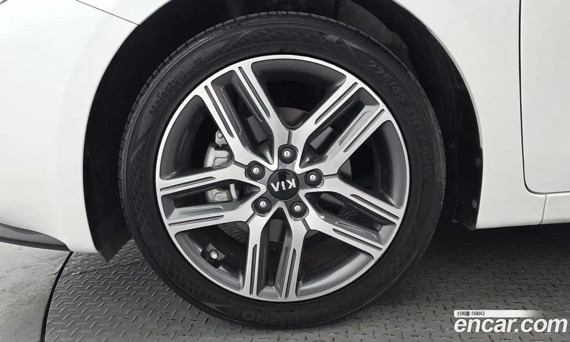 Kia K3 2019 1.6 автомат (гидро), фото 5 Kia K3 2019 1.6 автомат (гидро), фото 5