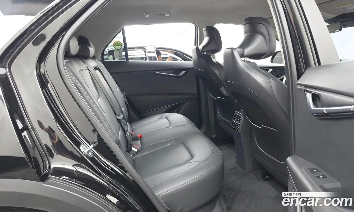 Kia Niro 2023 0.2 автомат (гидро), фото 12