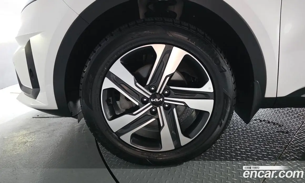 Kia Sorento 2022 1.6 автомат (гидро), фото 5 Kia Sorento 2022 1.6 автомат (гидро), фото 5