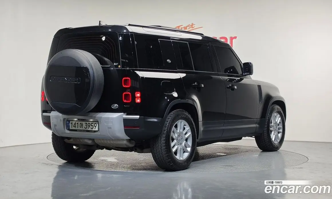 Land Rover Defender 2021 3.0 автомат (гидро), фото 2 Land Rover Defender 2021 3.0 автомат (гидро), фото 2