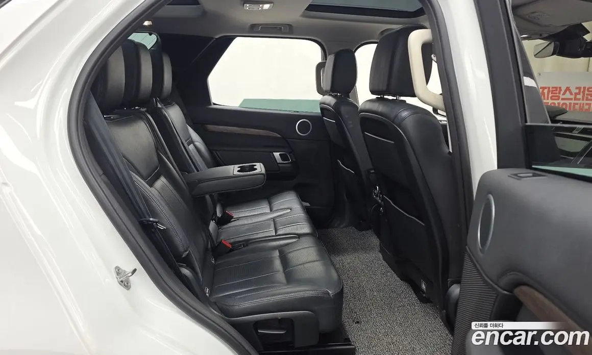 Land Rover Discovery 2017 3.0 автомат (гидро), фото 12