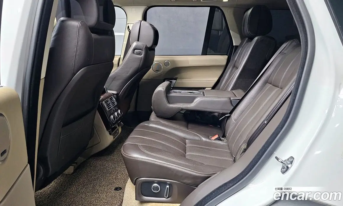 Land Rover Range Rover 2017 4.4 автомат (гидро), фото 12 Land Rover Range Rover 2017 4.4 автомат (гидро), фото 12