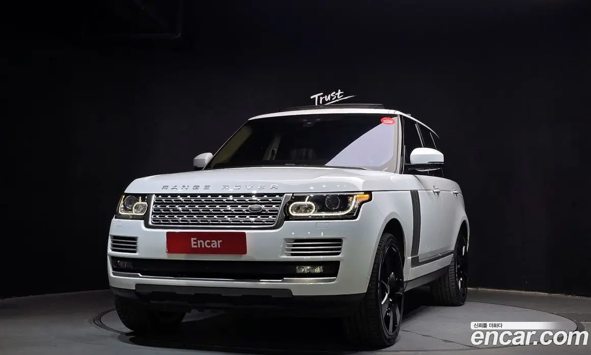 Land Rover Range Rover 2017 4.4 автомат (гидро), фото 3 Land Rover Range Rover 2017 4.4 автомат (гидро), фото 3
