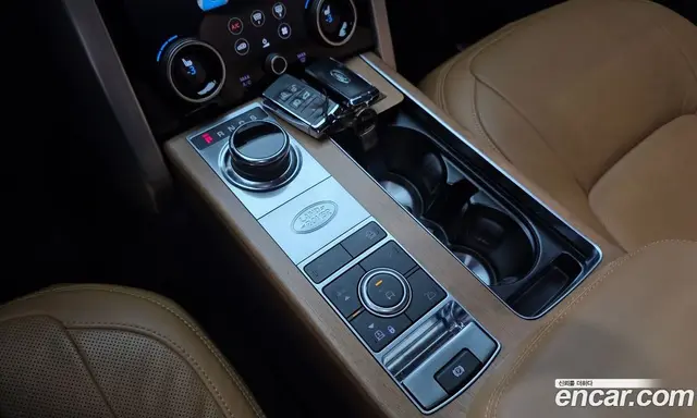 Land Rover Range Rover 2020 5.0 автомат (гидро), миниатюра 9 Land Rover Range Rover 2020 5.0 автомат (гидро), миниатюра 9