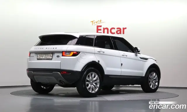 Land Rover Range Rover Evoque 2016 2.0 автомат (гидро), миниатюра 2