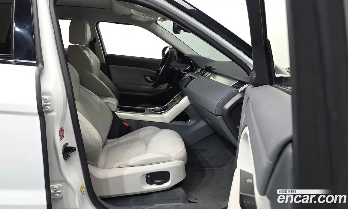 Land Rover Range Rover Evoque 2016 2.0 автомат (гидро), фото 11