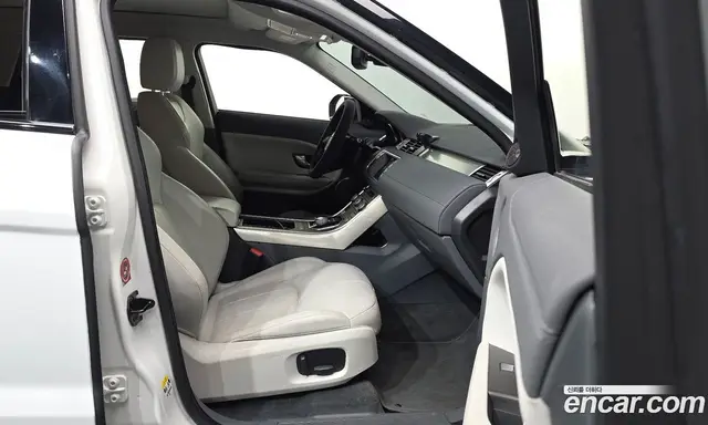 Land Rover Range Rover Evoque 2016 2.0 автомат (гидро), миниатюра 11