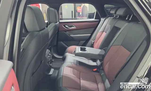 Land Rover Range Rover Velar 2025 3.0 автомат (гидро), миниатюра 4 Land Rover Range Rover Velar 2025 3.0 автомат (гидро), миниатюра 4