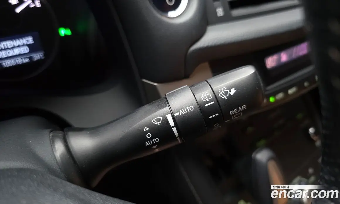 Lexus CT200h 2014 1.8 автомат (гидро), фото 18 Lexus CT200h 2014 1.8 автомат (гидро), фото 18