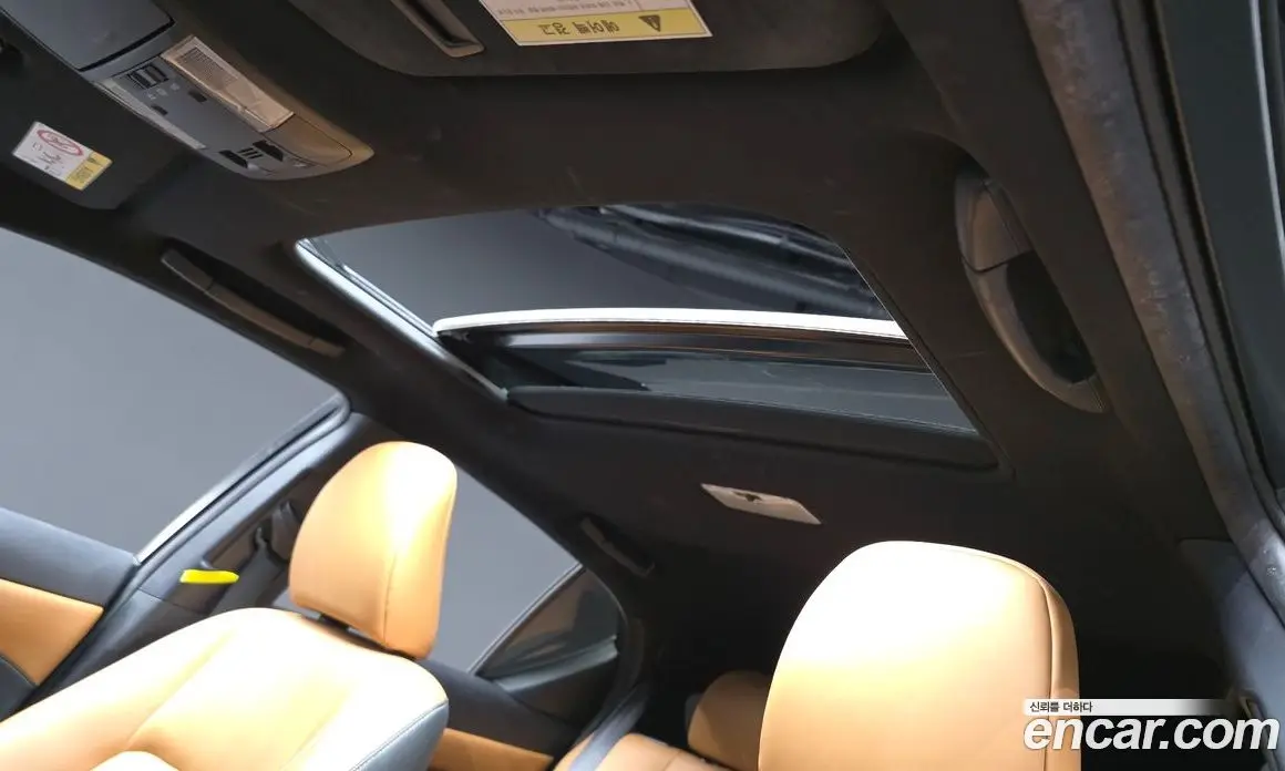 Lexus CT200h 2014 1.8 автомат (гидро), фото 19 Lexus CT200h 2014 1.8 автомат (гидро), фото 19