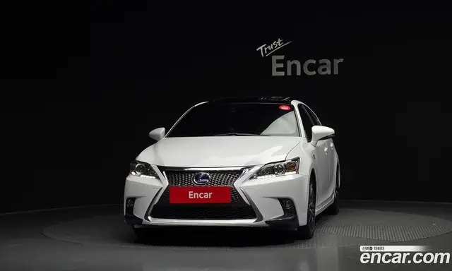 Lexus CT200h 2014 1.8 автомат (гидро), миниатюра 3 Lexus CT200h 2014 1.8 автомат (гидро), миниатюра 3