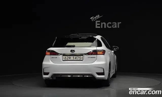 Lexus CT200h 2014 1.8 автомат (гидро), миниатюра 4 Lexus CT200h 2014 1.8 автомат (гидро), миниатюра 4