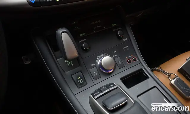 Lexus CT200h 2014 1.8 автомат (гидро), миниатюра 9 Lexus CT200h 2014 1.8 автомат (гидро), миниатюра 9