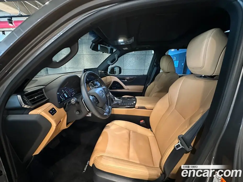 Lexus LX 2025 3.4 автомат (гидро), фото 11