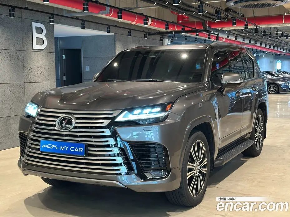 Lexus LX 2025 3.4 автомат (гидро), фото 3