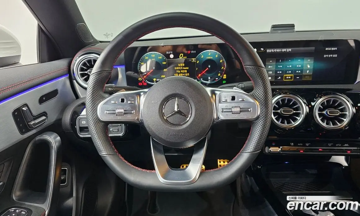 Mercedes-Benz CLA-Class 2023 2.0 автомат (гидро), фото 12