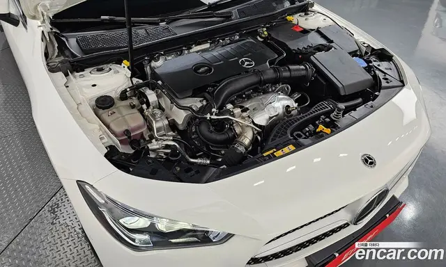 Mercedes-Benz CLA-Class 2023 2.0 автомат (гидро), миниатюра 6