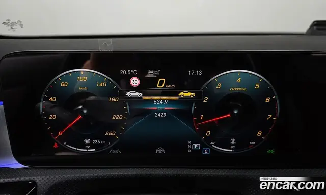 Mercedes-Benz CLA-Class 2023 2.0 автомат (гидро), миниатюра 8